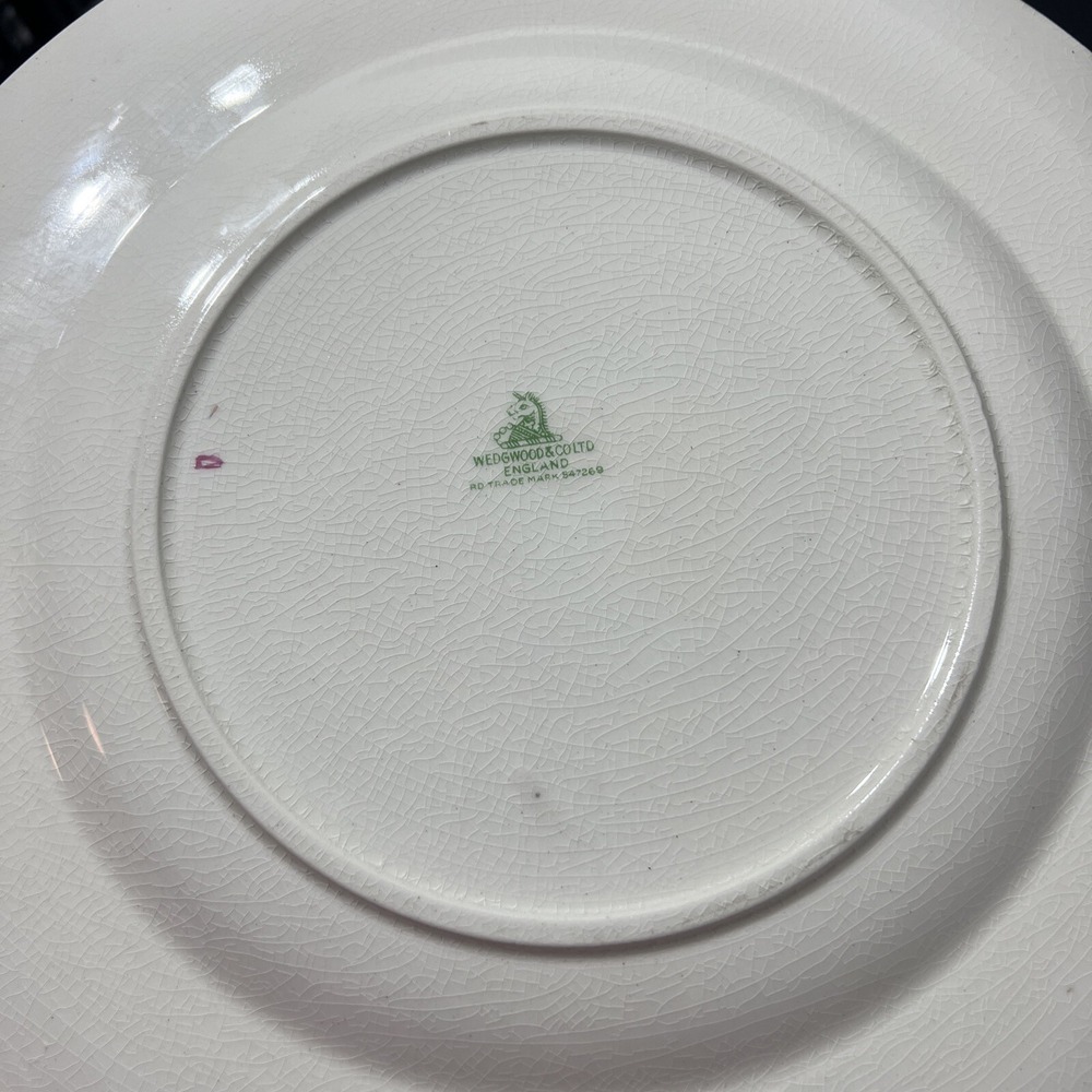 Wedgwood England Embossed Ivory Porcelain Floral Dinner Plate Gold Trim 11" - Picture 8 of 10